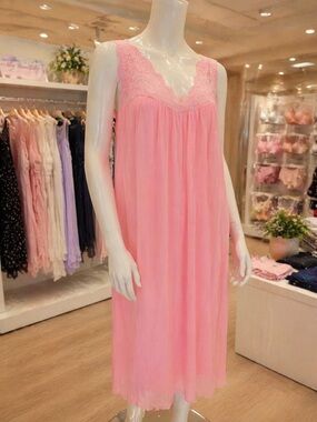 Lace peach Sleep Chemise - Women's Nightdress